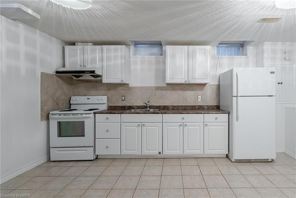 2-30 Richview Drive, Hamilton, ON, L9B 2V6 - 3