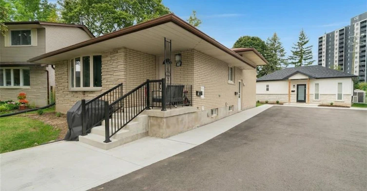 UPPER-67 Kimberly Crescent, Kitchener, ON, N2E 1C8 - 2