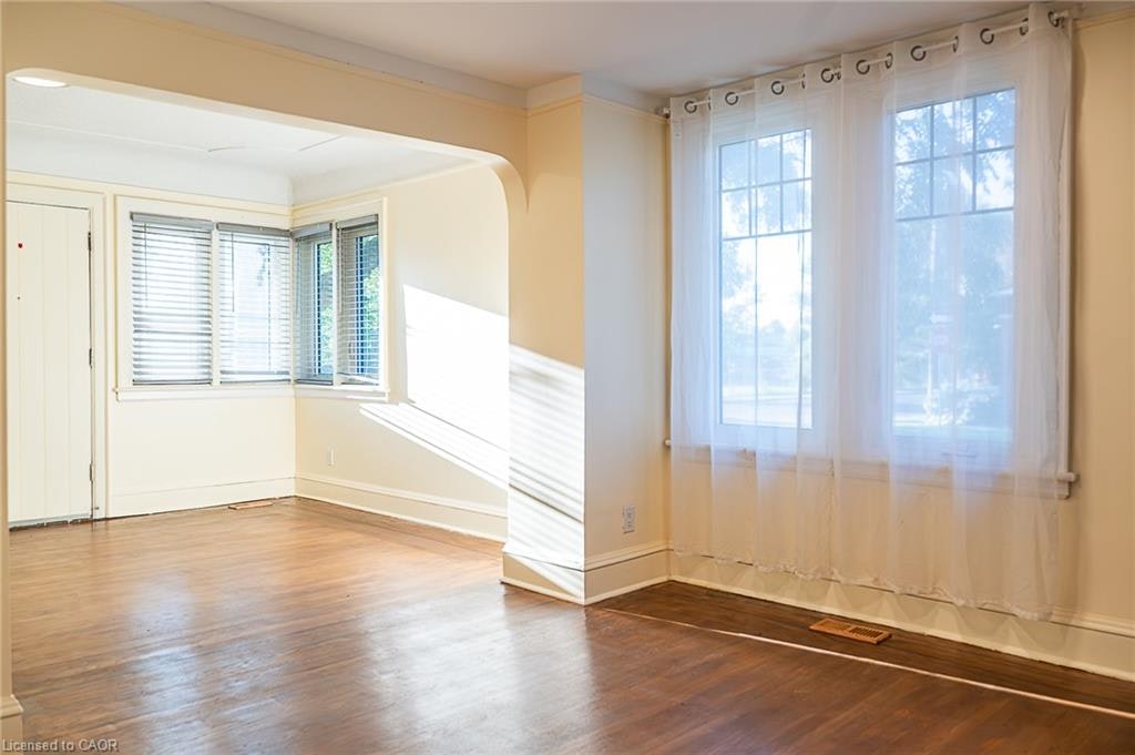 41 Paradise Road S, Hamilton, ON, L8S 1S3 - 8