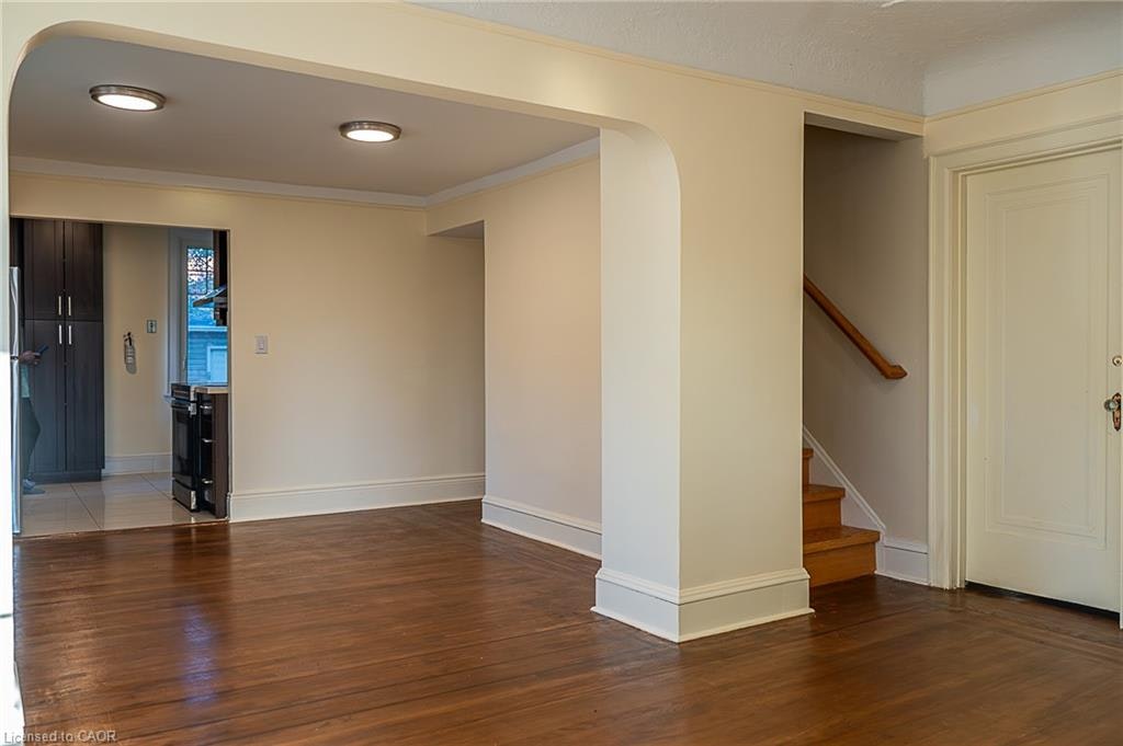 41 Paradise Road S, Hamilton, ON, L8S 1S3 - 4