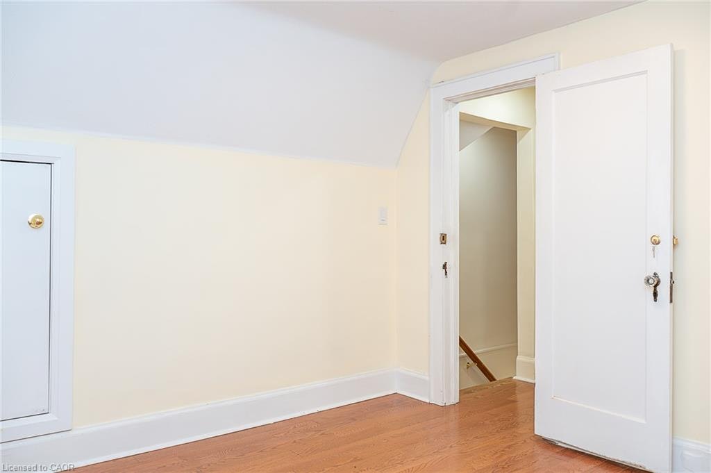 41 Paradise Road S, Hamilton, ON, L8S 1S3 - 20