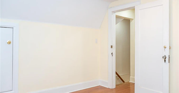 41 Paradise Road S, Hamilton, ON, L8S 1S3 - 20
