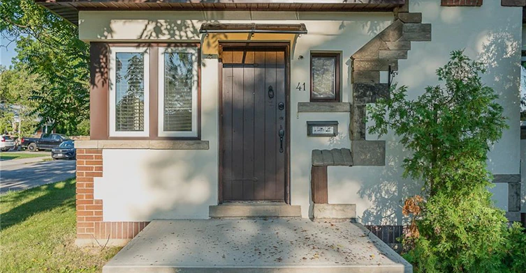 41 Paradise Road S, Hamilton, ON, L8S 1S3 - 2