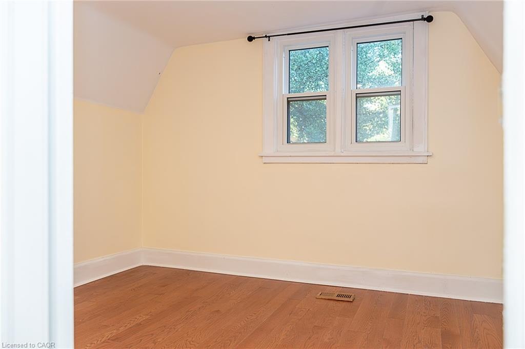 41 Paradise Road S, Hamilton, ON, L8S 1S3 - 19