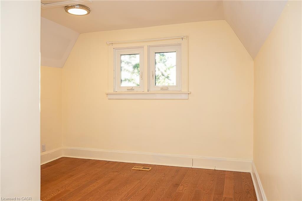 41 Paradise Road S, Hamilton, ON, L8S 1S3 - 21