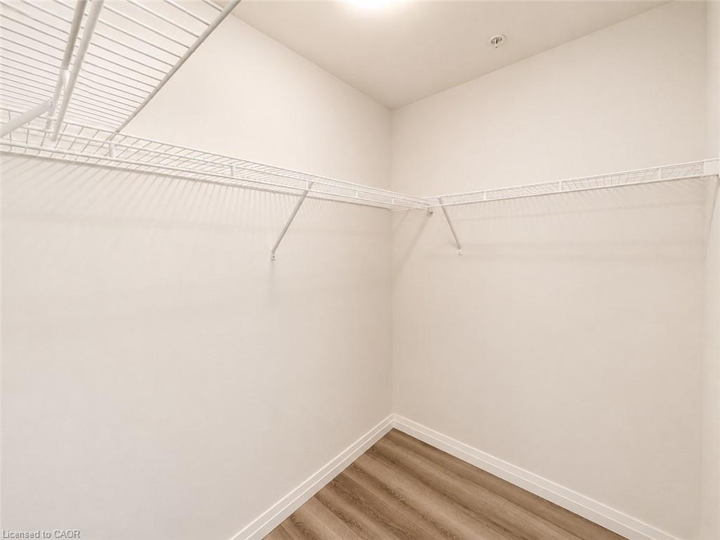 1602-60 Charles Street W, Kitchener, ON, N2G 0C9 - 24