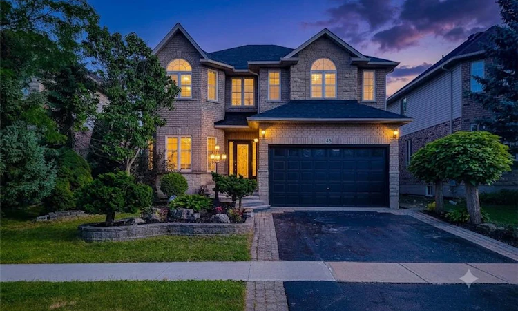 49 Stonehenge Drive