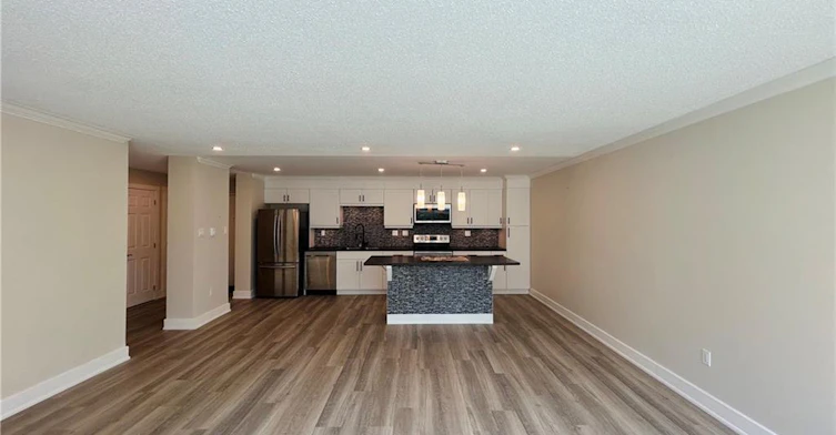 103-45 Pond Mills Road, London, ON, N5Z 4W5 - 4