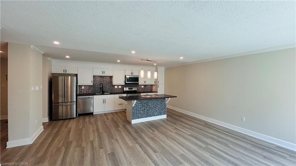 103-45 Pond Mills Road, London, ON, N5Z 4W5 - 5