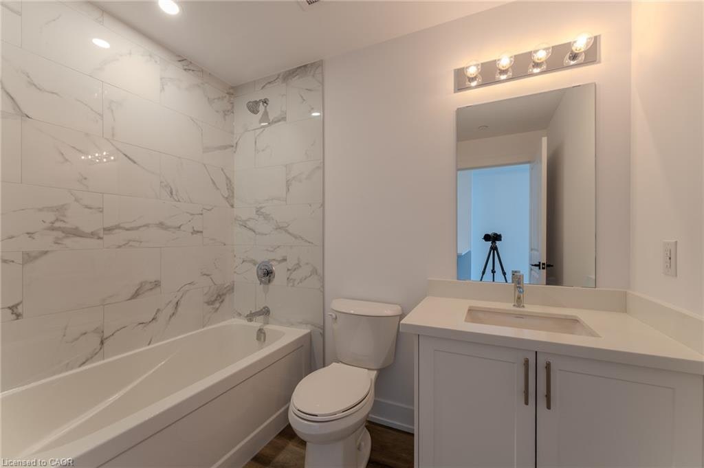 1207-470 Dundas Street E, Hamilton, ON, L8B 2A6 - 9