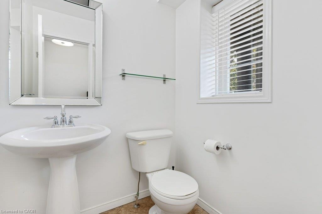 76 Renner Drive, Cambridge, ON, N3C 4N8 - 5