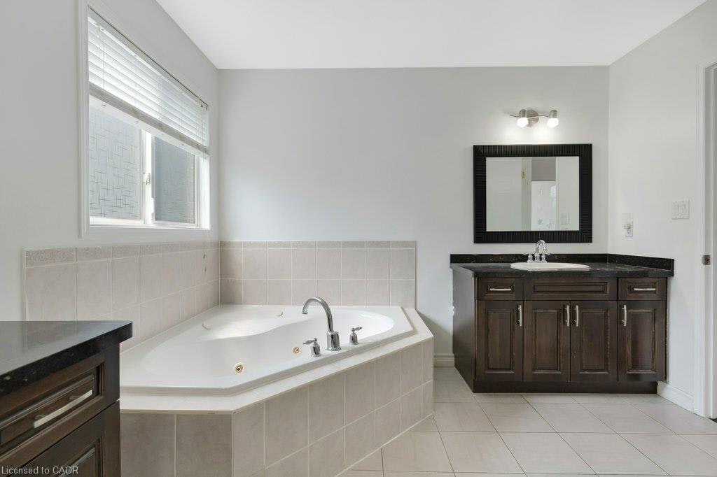 76 Renner Drive, Cambridge, ON, N3C 4N8 - 23