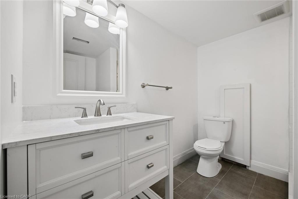 2(Lower)-235 Guelph Street, Kitchener, ON, N2H 5W9 - 17