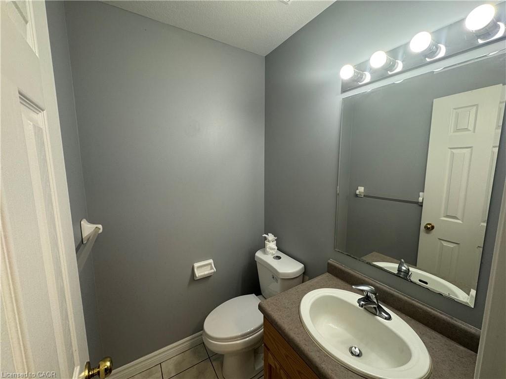 51 Critcher Avenue, Cambridge, ON, N1T 2C6 - 6