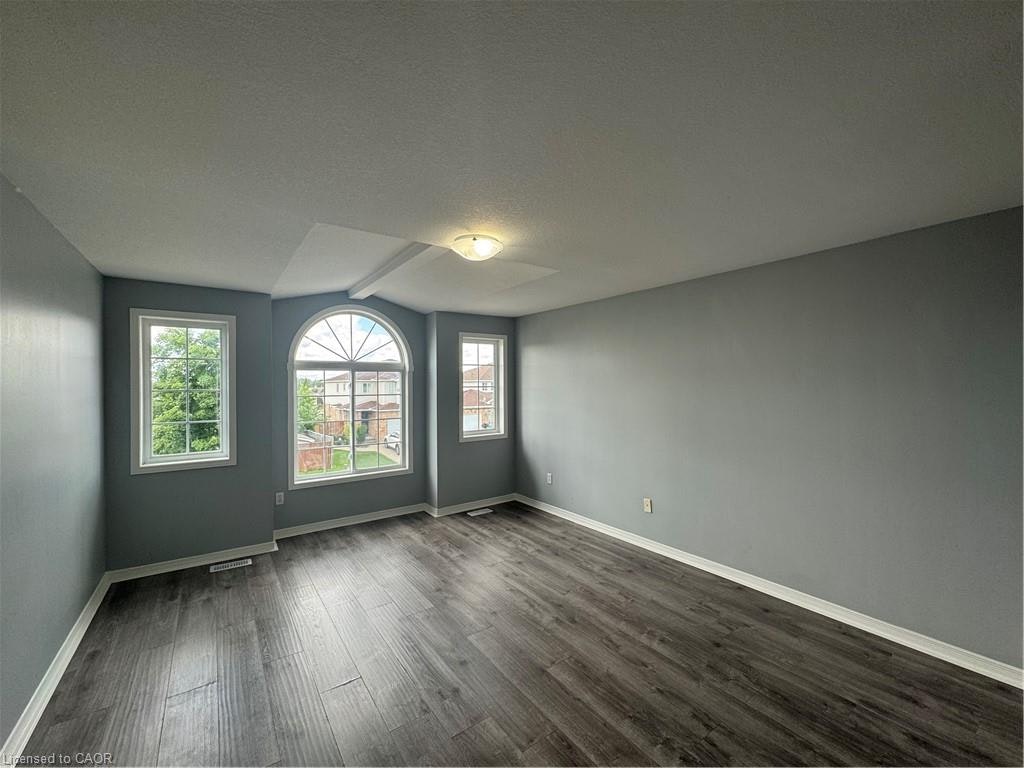 51 Critcher Avenue, Cambridge, ON, N1T 2C6 - 15
