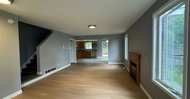 51 Critcher Avenue, Cambridge, ON, N1T 2C6 - 3