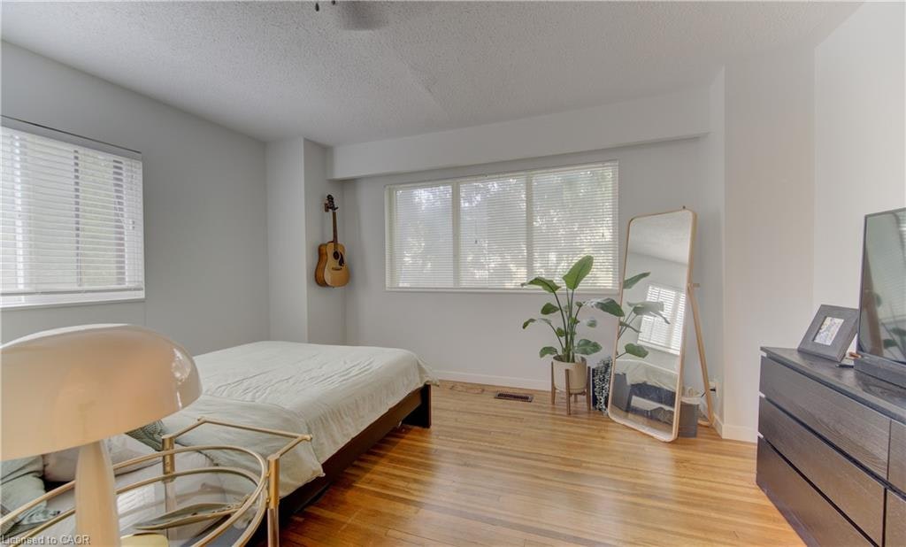 125 Margaret Avenue, Kitchener, ON, N2H 4H7 - 10