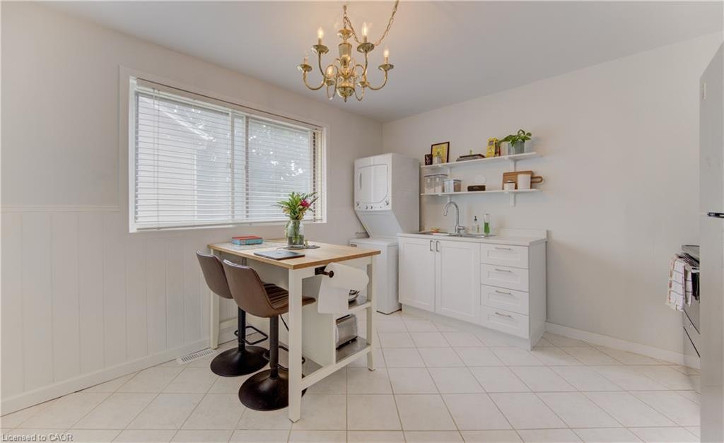 125 Margaret Avenue, Kitchener, ON, N2H 4H7 - 3