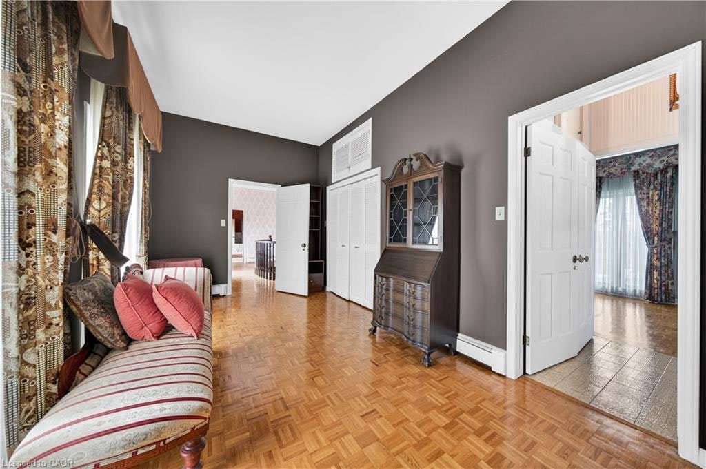 213 Stone Church Road W, Hamilton, ON, L9B 1A2 - 29