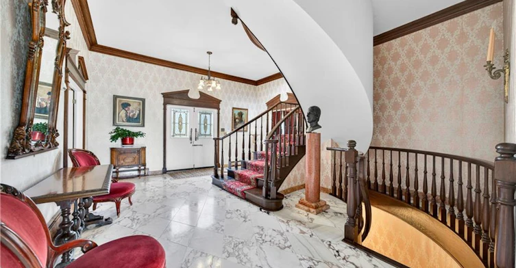 213 Stone Church Road W, Hamilton, ON, L9B 1A2 - 6