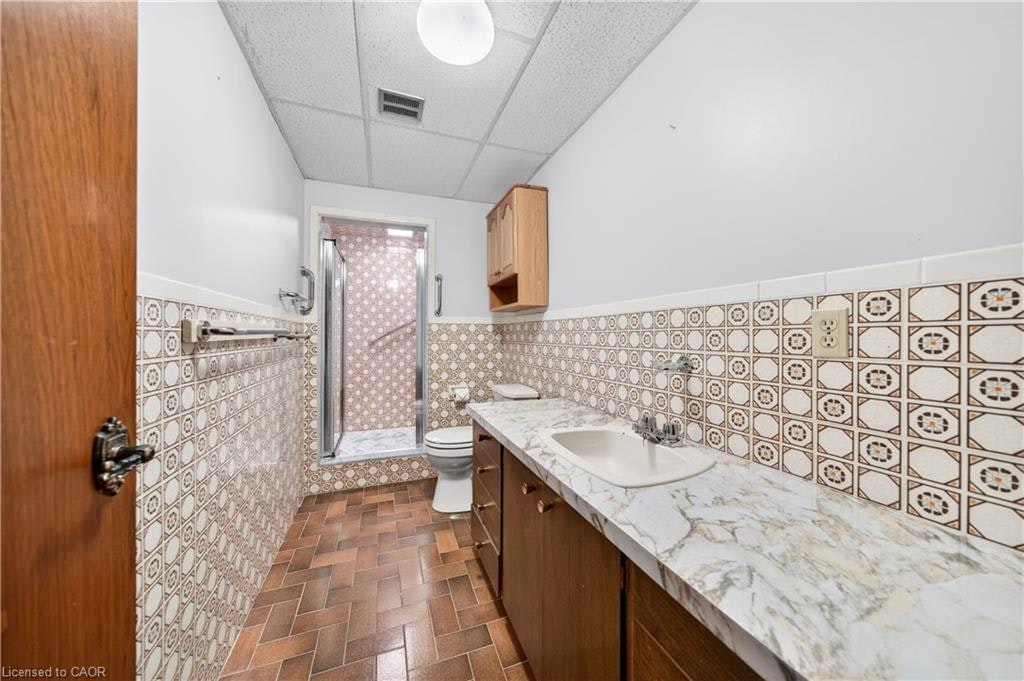 213 Stone Church Road W, Hamilton, ON, L9B 1A2 - 33