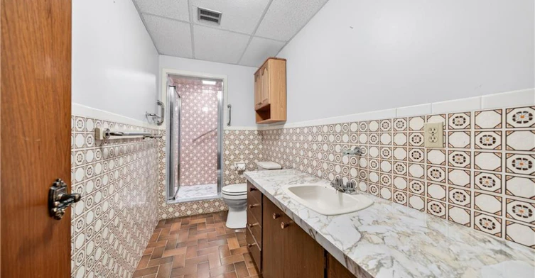 213 Stone Church Road W, Hamilton, ON, L9B 1A2 - 33