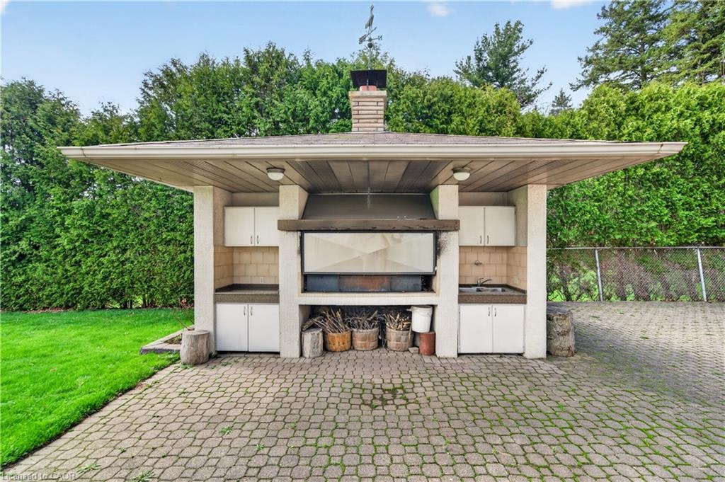 213 Stone Church Road W, Hamilton, ON, L9B 1A2 - 40