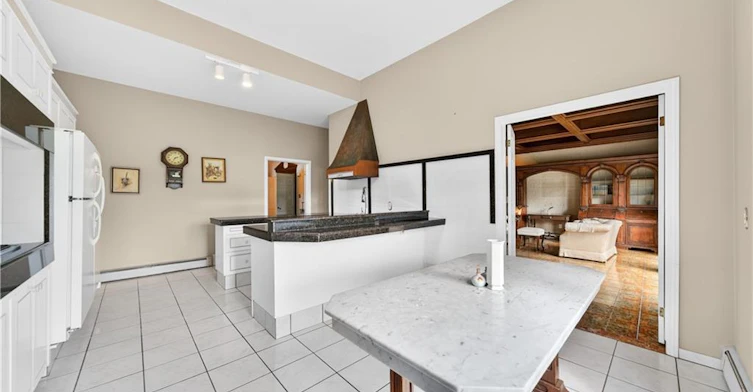 213 Stone Church Road W, Hamilton, ON, L9B 1A2 - 14