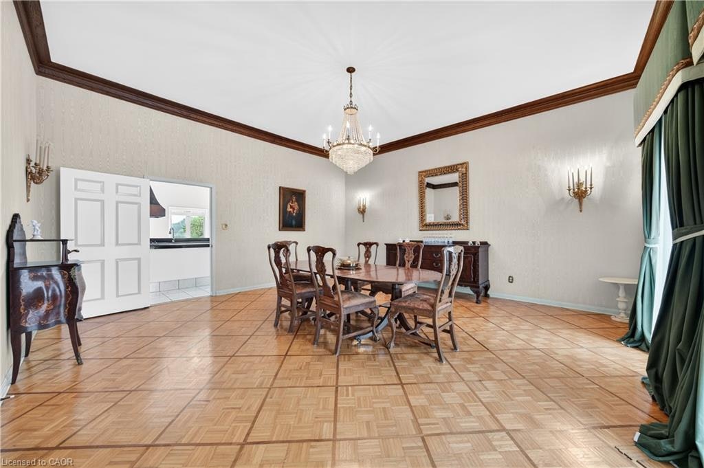 213 Stone Church Road W, Hamilton, ON, L9B 1A2 - 9