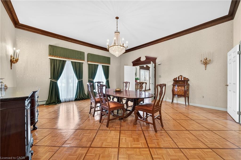 213 Stone Church Road W, Hamilton, ON, L9B 1A2 - 10