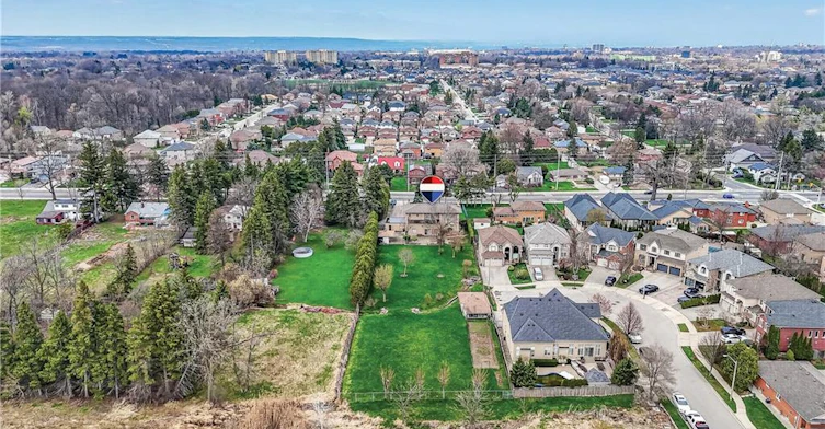 213 Stone Church Road W, Hamilton, ON, L9B 1A2 - 48