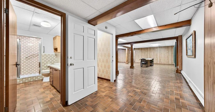 213 Stone Church Road W, Hamilton, ON, L9B 1A2 - 31
