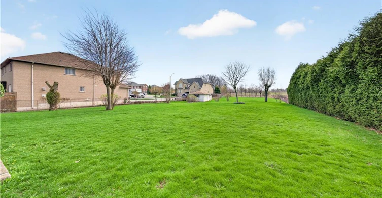 213 Stone Church Road W, Hamilton, ON, L9B 1A2 - 42