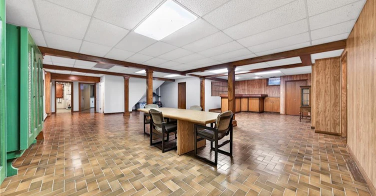 213 Stone Church Road W, Hamilton, ON, L9B 1A2 - 35