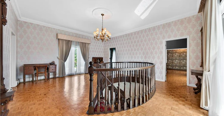 213 Stone Church Road W, Hamilton, ON, L9B 1A2 - 20