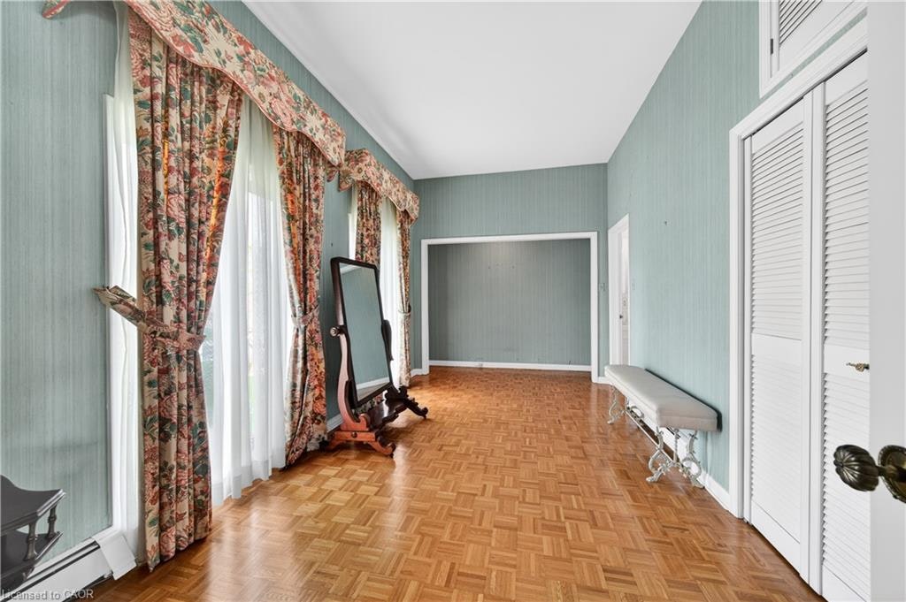 213 Stone Church Road W, Hamilton, ON, L9B 1A2 - 25