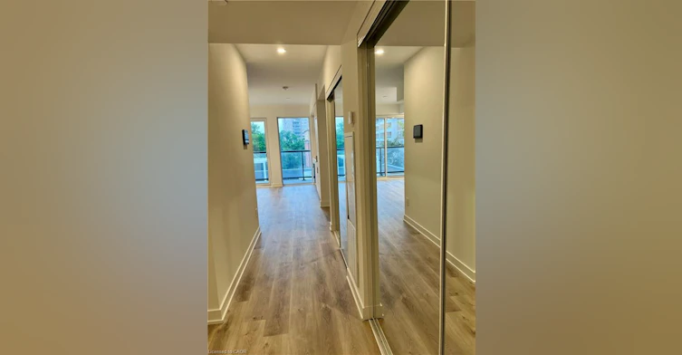 311-370 Martha Street, Burlington, ON, L7R 0G9 - 9