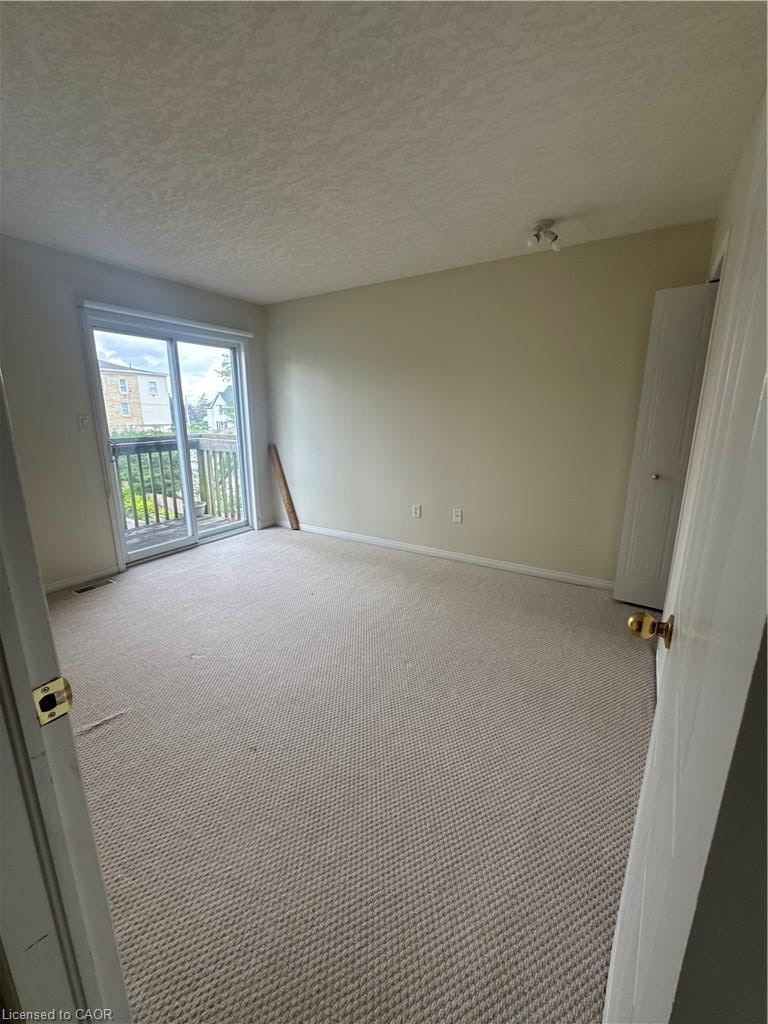 MAIN-116 Walter Street, Kitchener, ON, N2G 1S4 - 16
