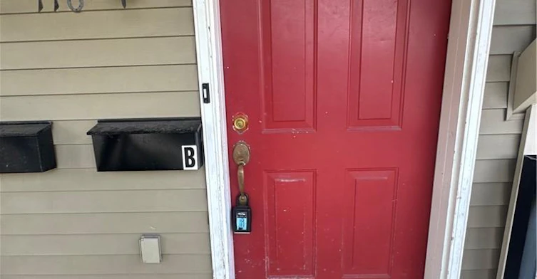 MAIN-116 Walter Street, Kitchener, ON, N2G 1S4 - 2