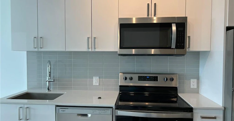 702-2782 Barton Street, Hamilton, ON, L8E 0L3 - 8