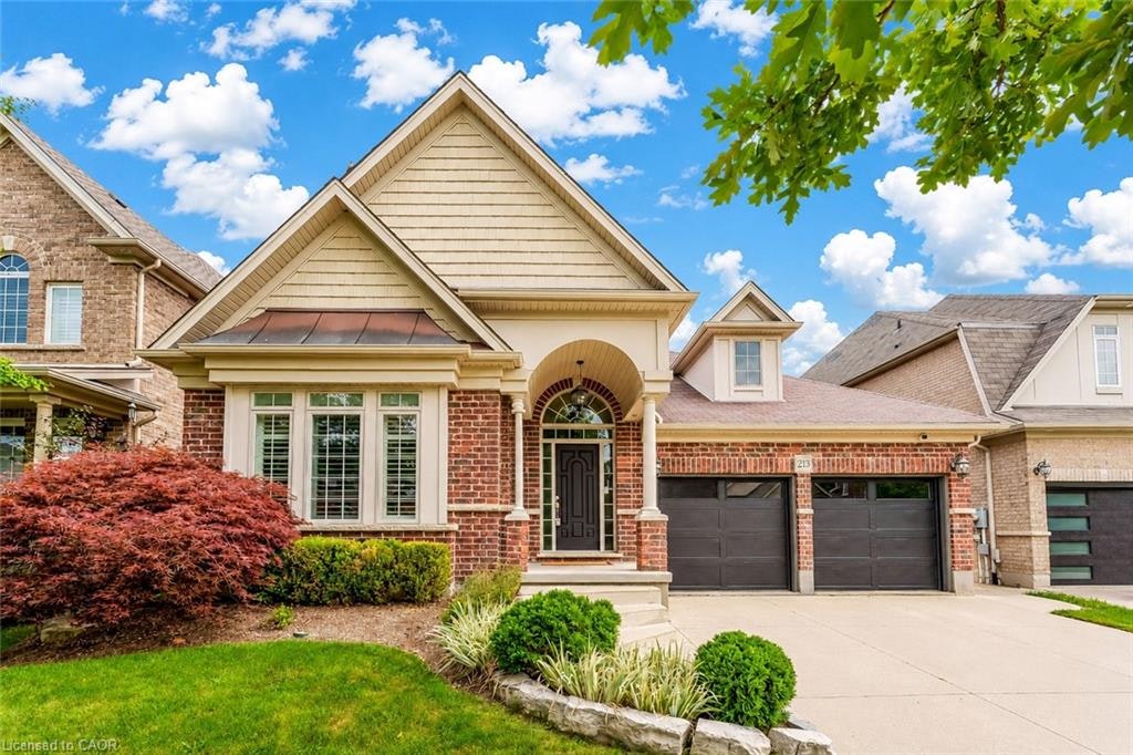 213 Edgewater Crescent, Kitchener, ON, N2A 4M2