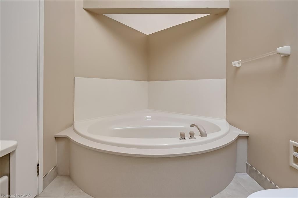 4189 Inglewood Drive, Burlington, ON, L7L 1E3 - 21