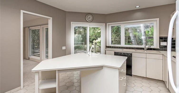 4189 Inglewood Drive, Burlington, ON, L7L 1E3 - 14