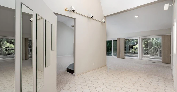 4189 Inglewood Drive, Burlington, ON, L7L 1E3 - 5