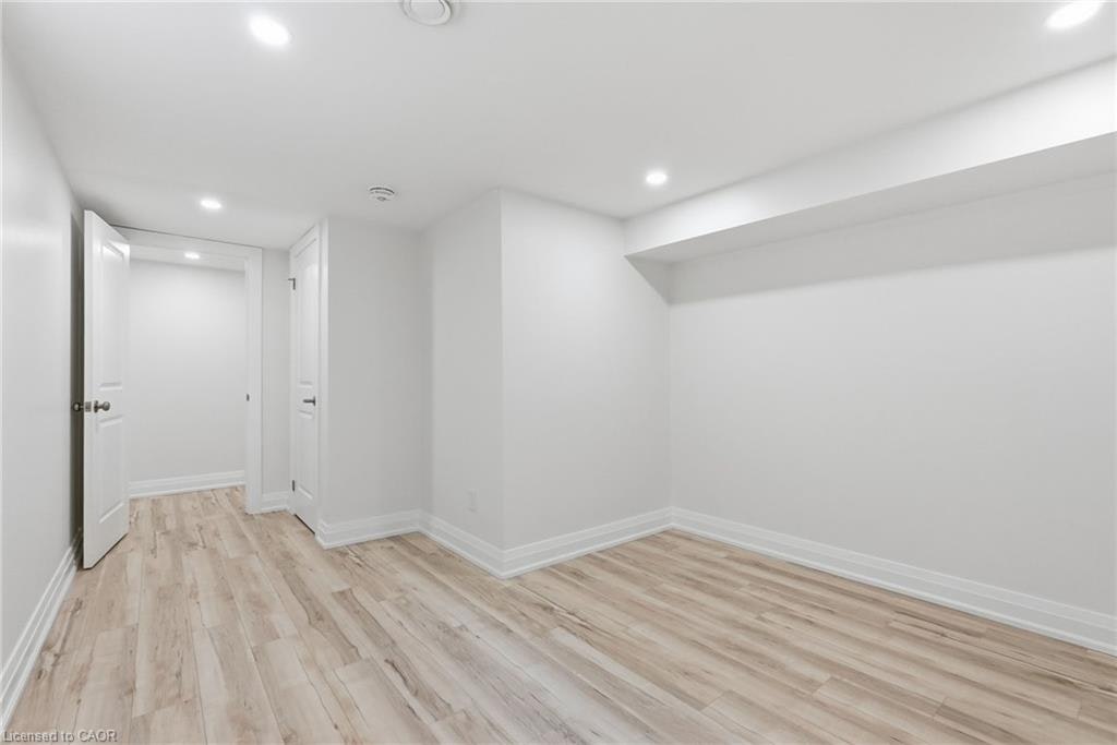 Lower-28 Leduc Street, Hamilton, ON, L8T 4S4 - 17