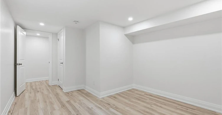 Lower-28 Leduc Street, Hamilton, ON, L8T 4S4 - 17
