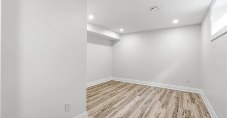 Lower-28 Leduc Street, Hamilton, ON, L8T 4S4 - 15