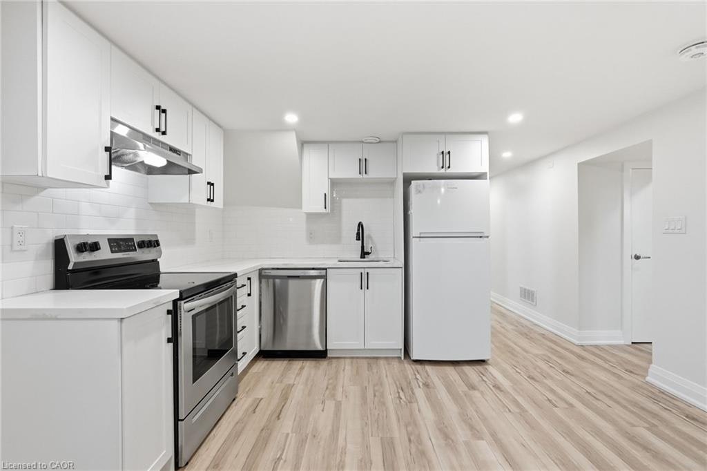 Lower-28 Leduc Street, Hamilton, ON, L8T 4S4 - 7