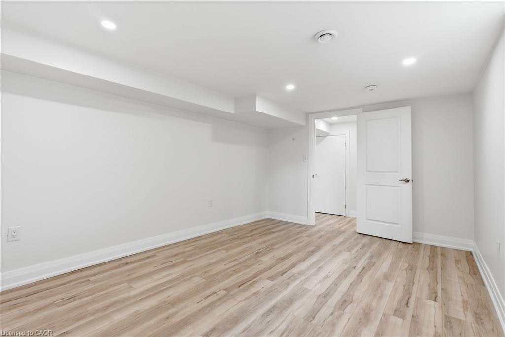 Lower-28 Leduc Street, Hamilton, ON, L8T 4S4 - 14