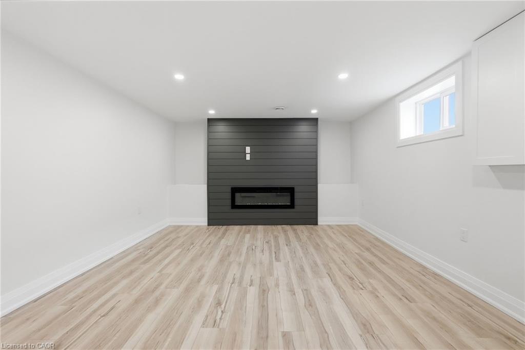 Lower-28 Leduc Street, Hamilton, ON, L8T 4S4 - 9